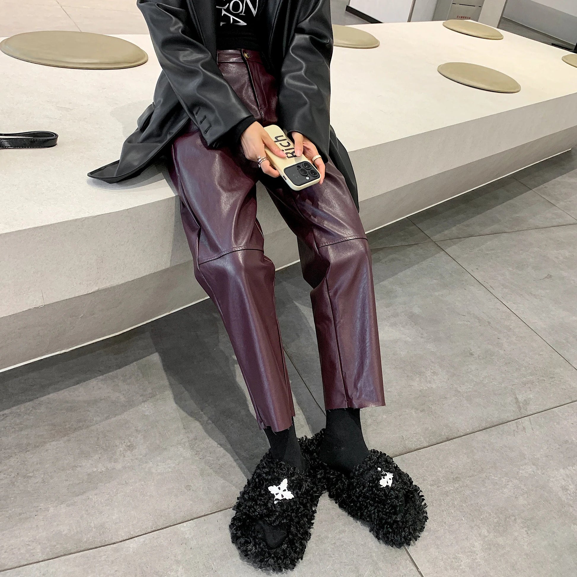 Pantalon en cuir taille haute coupe droite avec poches pour femme Vinta 1