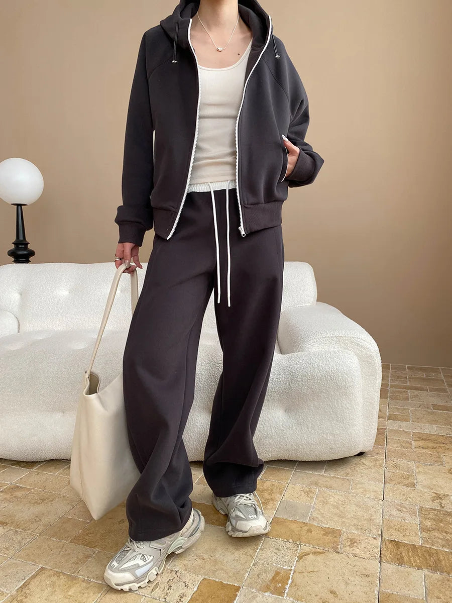 Survêtement femme Corallina avec sweat à capuche et pantalon large | Taille haute, couleur unie 6