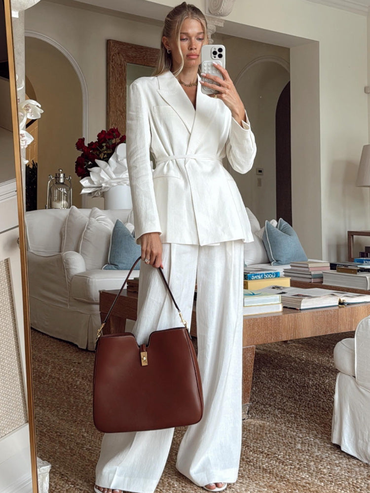 Tailleur à lacets Callista pour femme | Blazer à revers et pantalon taille haute 1