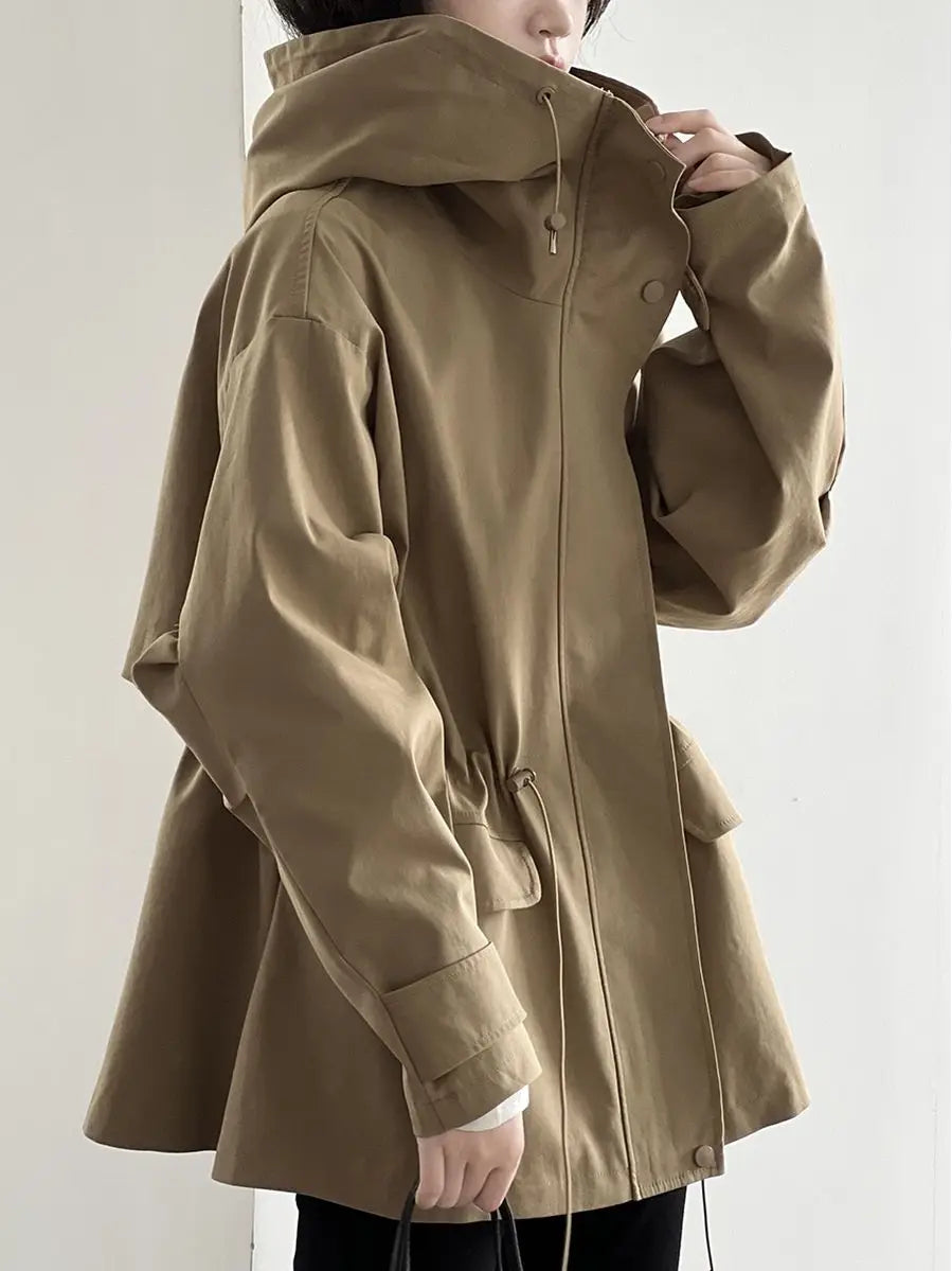 Trench-coat court à capuche pour femme Luma | Coton, épaules larges 4