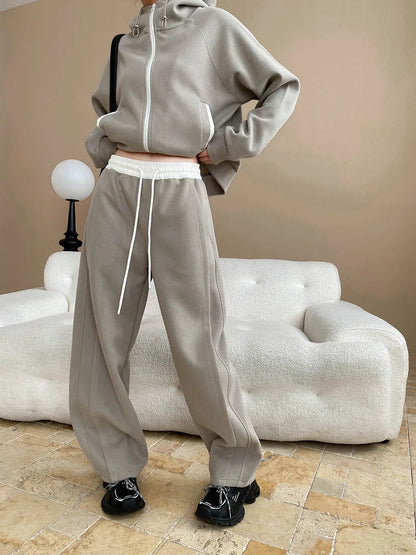 Survêtement femme Corallina avec sweat à capuche et pantalon large | Taille haute, couleur unie 4